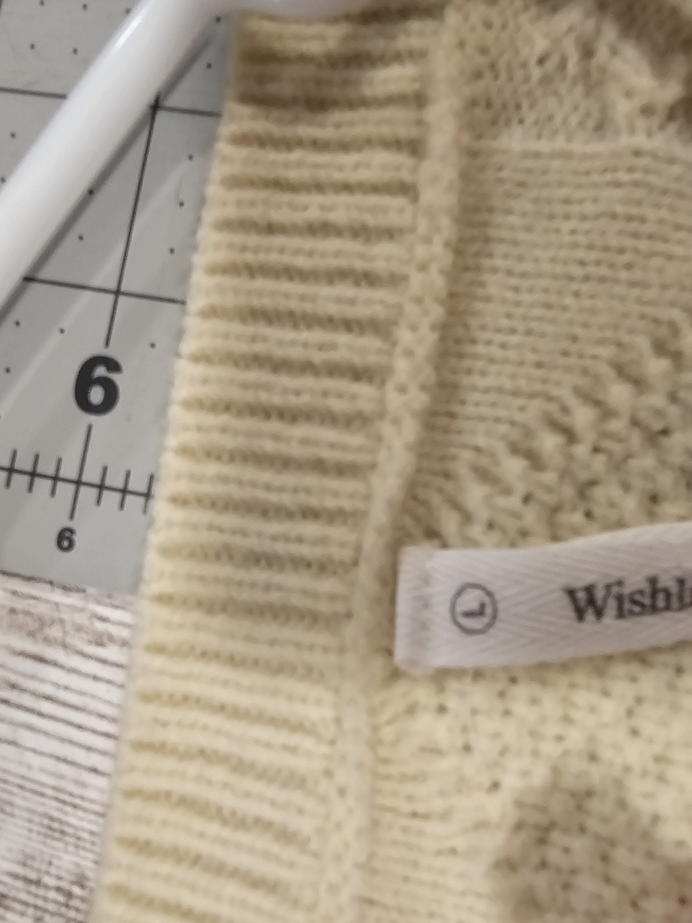 WISHLIST CABLE KNIT SWEATER SZ Lg - Picture 5 of 6